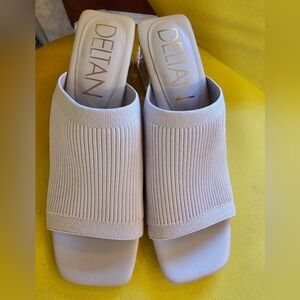 Brand new Deltan heels these are fabulous